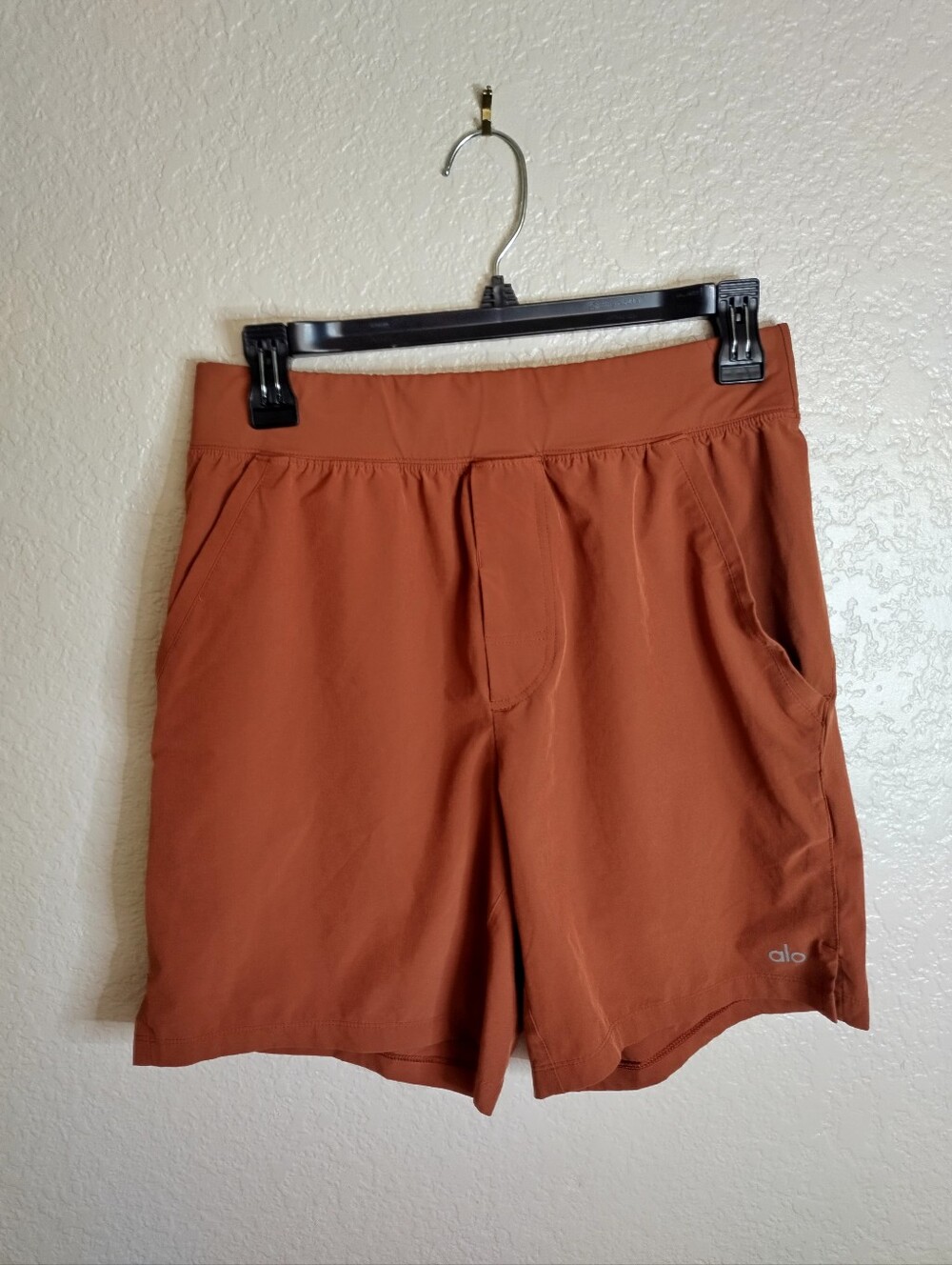 Alo Yoga Men's 7" Athletic Shorts Sz S